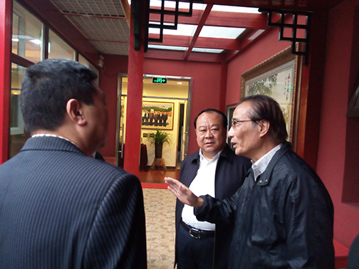 我会组织召开金融界专家学者及相关部门负责人交流金融创新座谈会14.jpg
