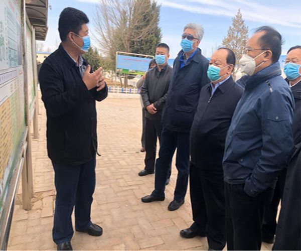 中国西部开发促进会前往宁夏回族自治区盐池县考察调研4.jpg