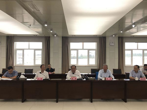 中国西部开发促进会赴银川综合保税区调研并与银川市政府主要领导座谈3.jpg